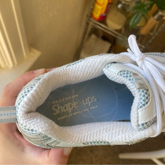 **SOLD** Sketchers Shape-Ups - Picture 3 of 5